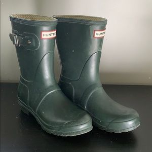 HUNTER rain boots